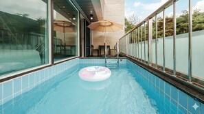 Basic Room, 1 Bedroom (Room 201) | 1 bedroom, free WiFi - Gyeongju Sky Flower Astro Pool Villa (Gyeongju)