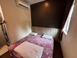 Free WiFi, bed sheets - OYO 91242 Muar Golden Horse Hotel (Bukit Bakri)