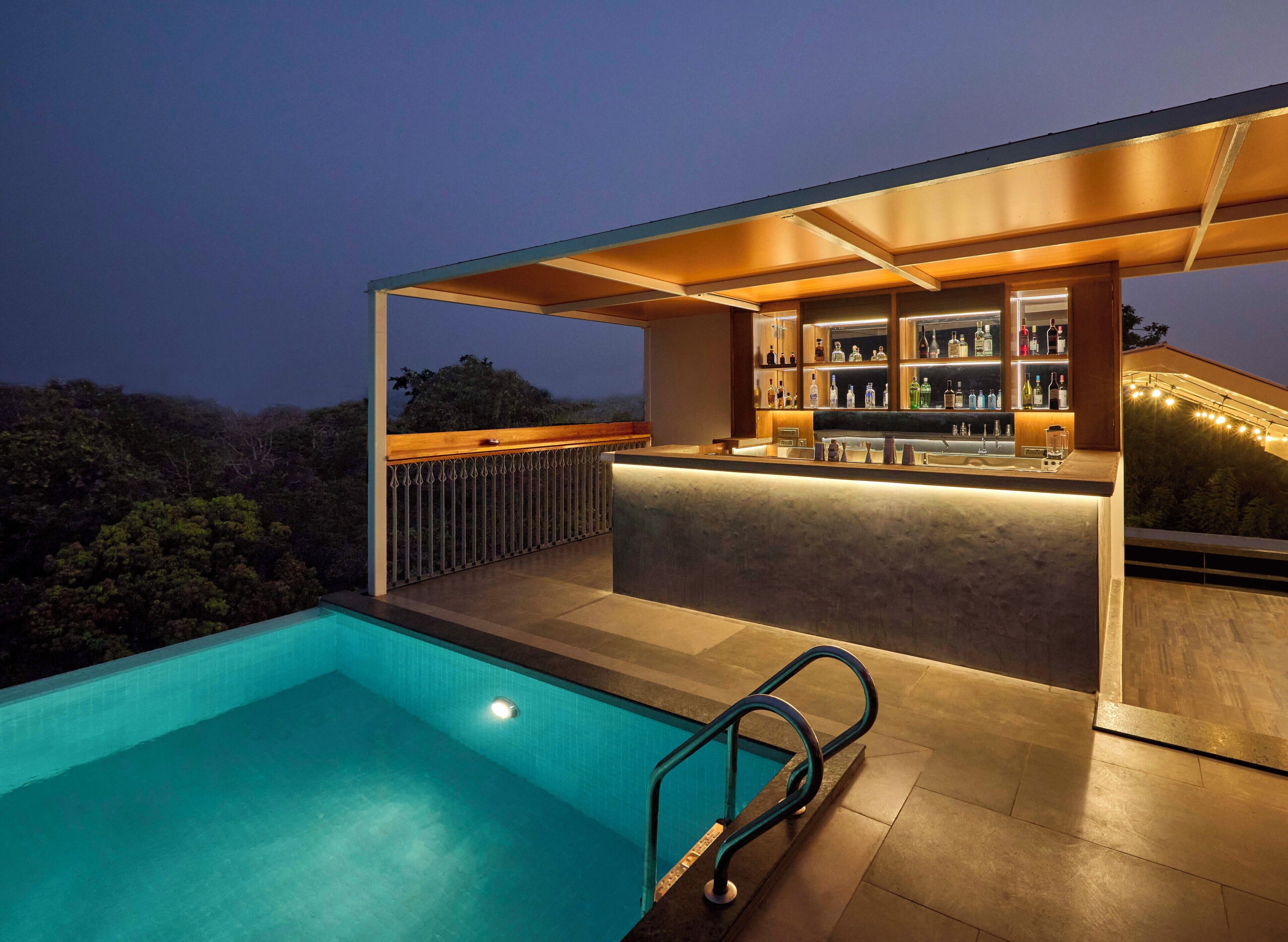 Bar à beira da piscina