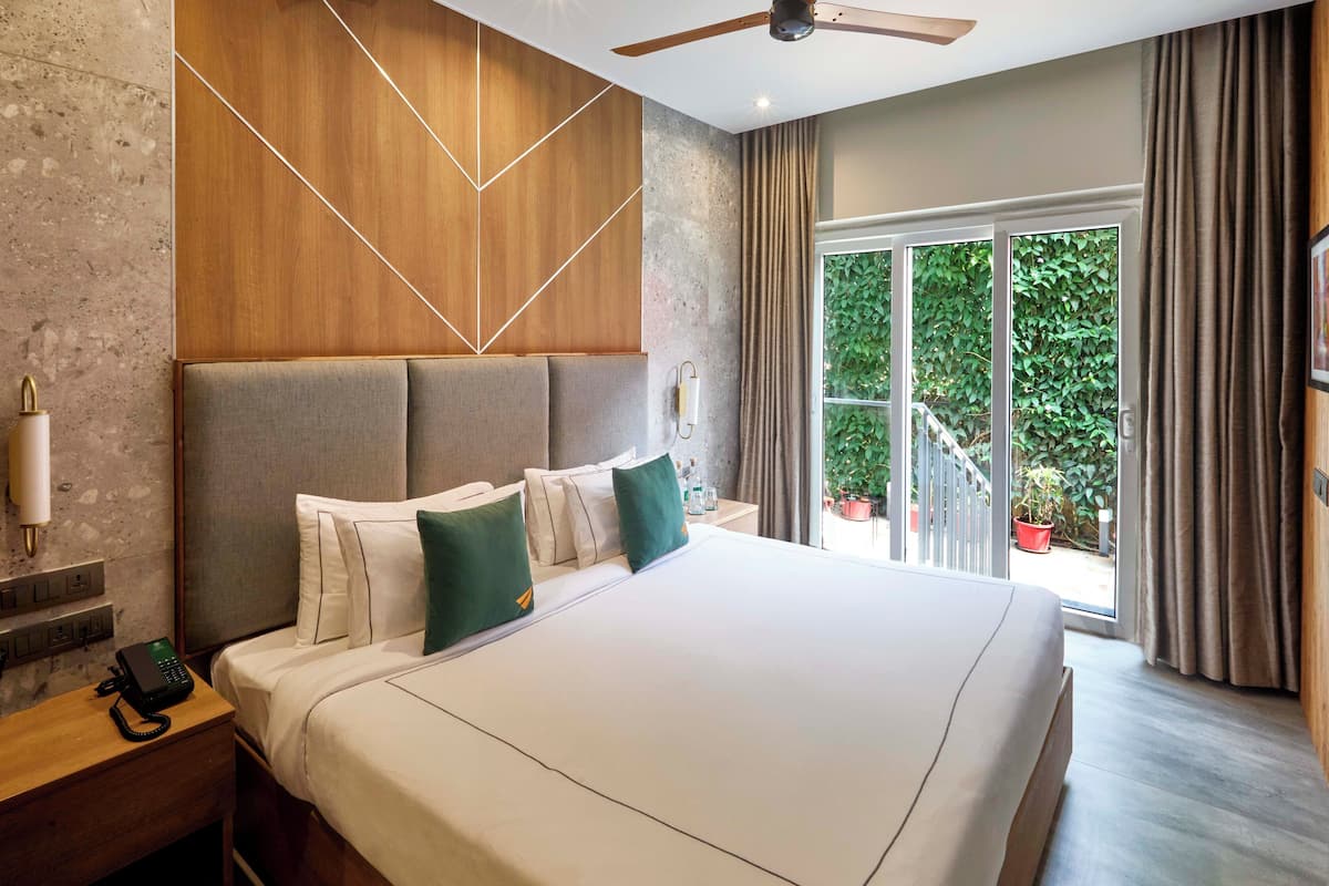 Premium bedding, minibar, in-room safe, blackout curtains