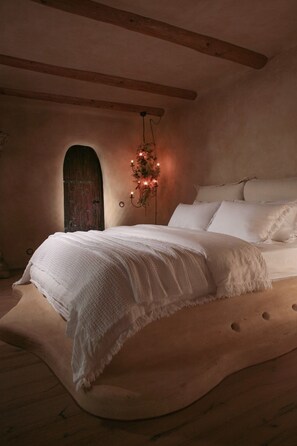 Deluxe Double Room, Garden View No7 - CASTELUL DE LUT (Porumbacu de Jos)