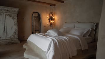Deluxe Double Room, Garden View No7 | Premium bedding, memory foam beds, minibar, soundproofing