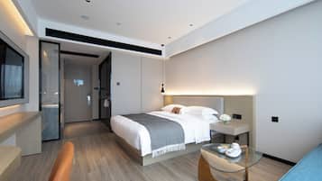 Business Single Room | Blackout drapes, iron/ironing board, free WiFi