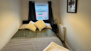 3 habitaciones, wifi gratis y ropa de cama