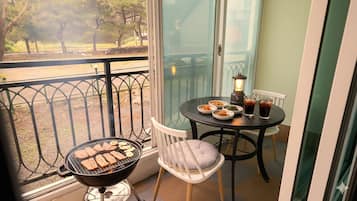 Basic Room, 1 Bedroom (Room 103) | 1 bedroom, WiFi (free)