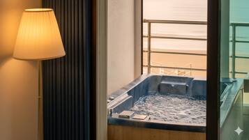 Basic Room, 1 Bedroom (Room 301 (Ocean View / Spa)) | 1 bedroom, free WiFi