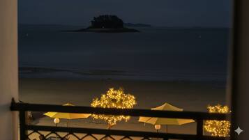 Basic Room, 2 Bedrooms (Room 204 (Two-Room / Ocean View)) | 1 bedroom, free WiFi