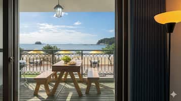 Basic Room, 1 Bedroom (Room 102 (Ocean View)) | 1 bedroom, free WiFi