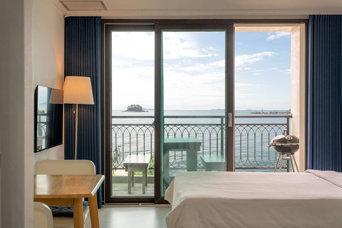 Basic Room, 1 Bedroom (Room 203 (Ocean View))