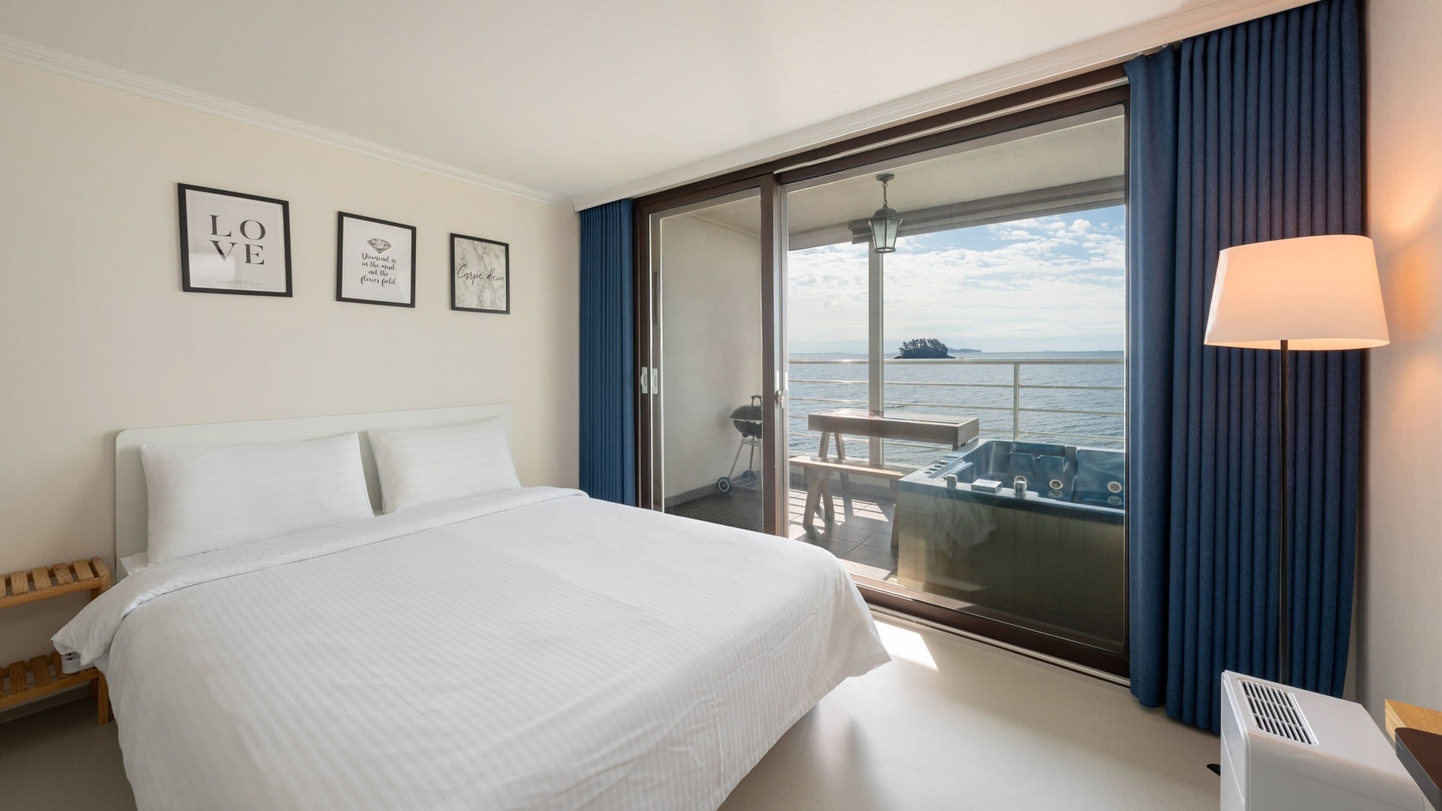 Basic-værelse - 1 soveværelse (Room 302 (Ocean View / Spa)) | 1 soveværelse, gratis Wi-Fi