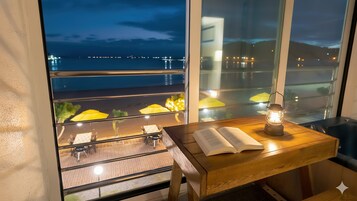 Basic Room, 1 Bedroom (Room 202 (Ocean View / Spa)) | 1 bedroom, free WiFi