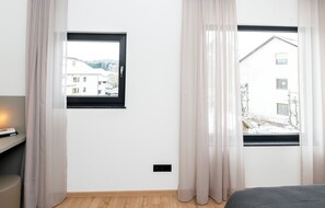 1 chambre, fer et planche à repasser, Wi-Fi, literie fournie
