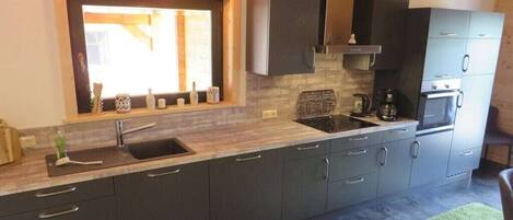 冰箱、烤箱、炉灶、洗碗机