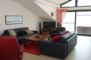 Smart TV, fireplace, DVD player, books - One-bedroom apartment (Sassnitz auf Rügen)