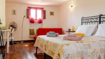 2 camere, ferro/asse da stiro, culla da viaggio, Wi-Fi gratuito