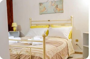 2 camere, ferro/asse da stiro, culla da viaggio, Wi-Fi gratuito