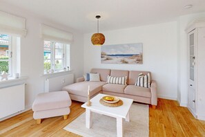 Smart TV - Holiday apartment with 2 bedrooms (Oldsum)