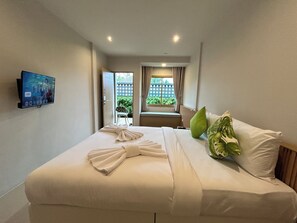 Habitación doble Deluxe | Caja de seguridad en la habitación, wifi gratis y ropa de cama 