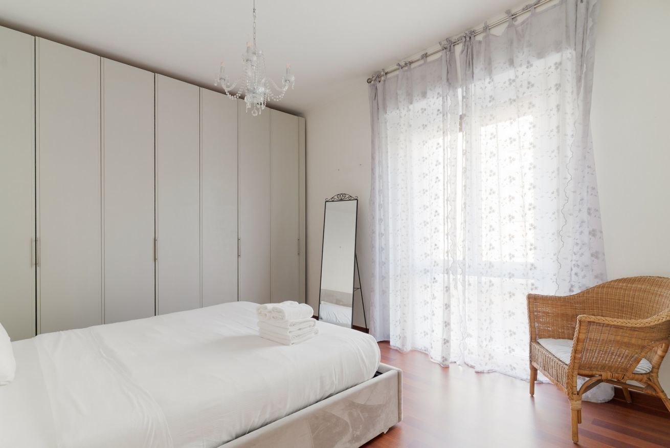 2 bedrooms, iron/ironing board