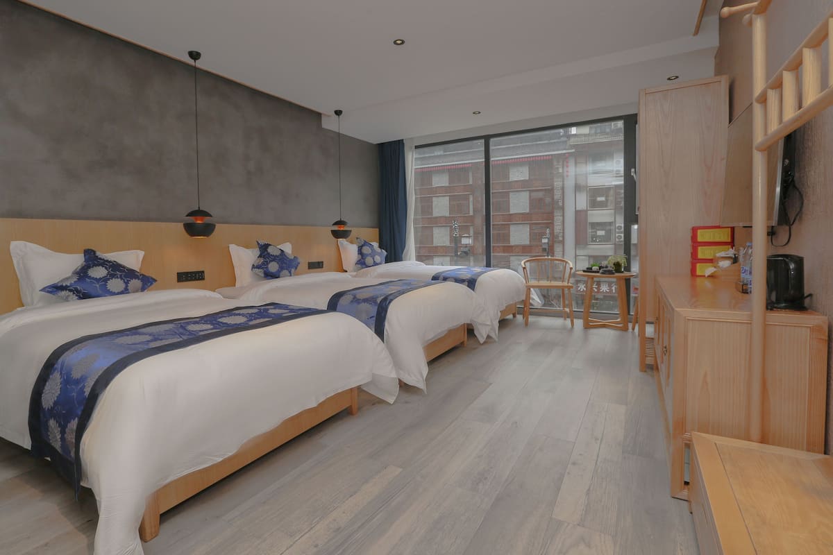 Deluxe-værelse til 3 personer | Gratis Wi-Fi, sengetøj