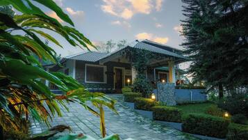 Fachada da propriedade