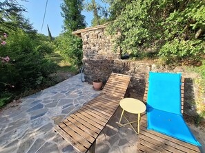 Seasonal outdoor pool, pool umbrellas, sun loungers