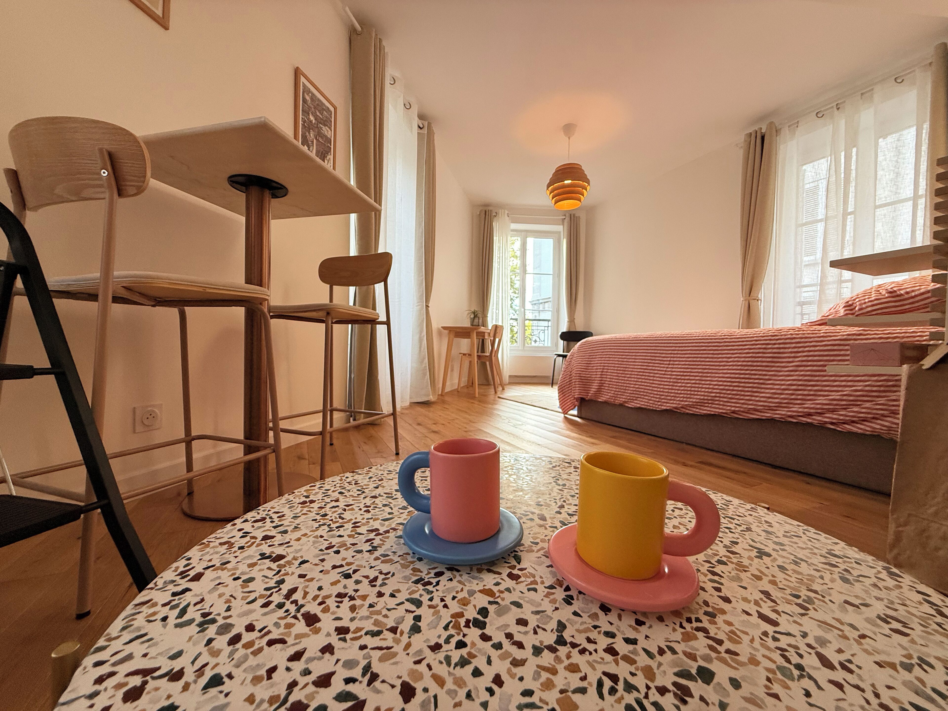 Accès Internet, draps fournis