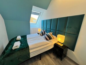 مكواة/لوح كي وواي فاي مجانًا