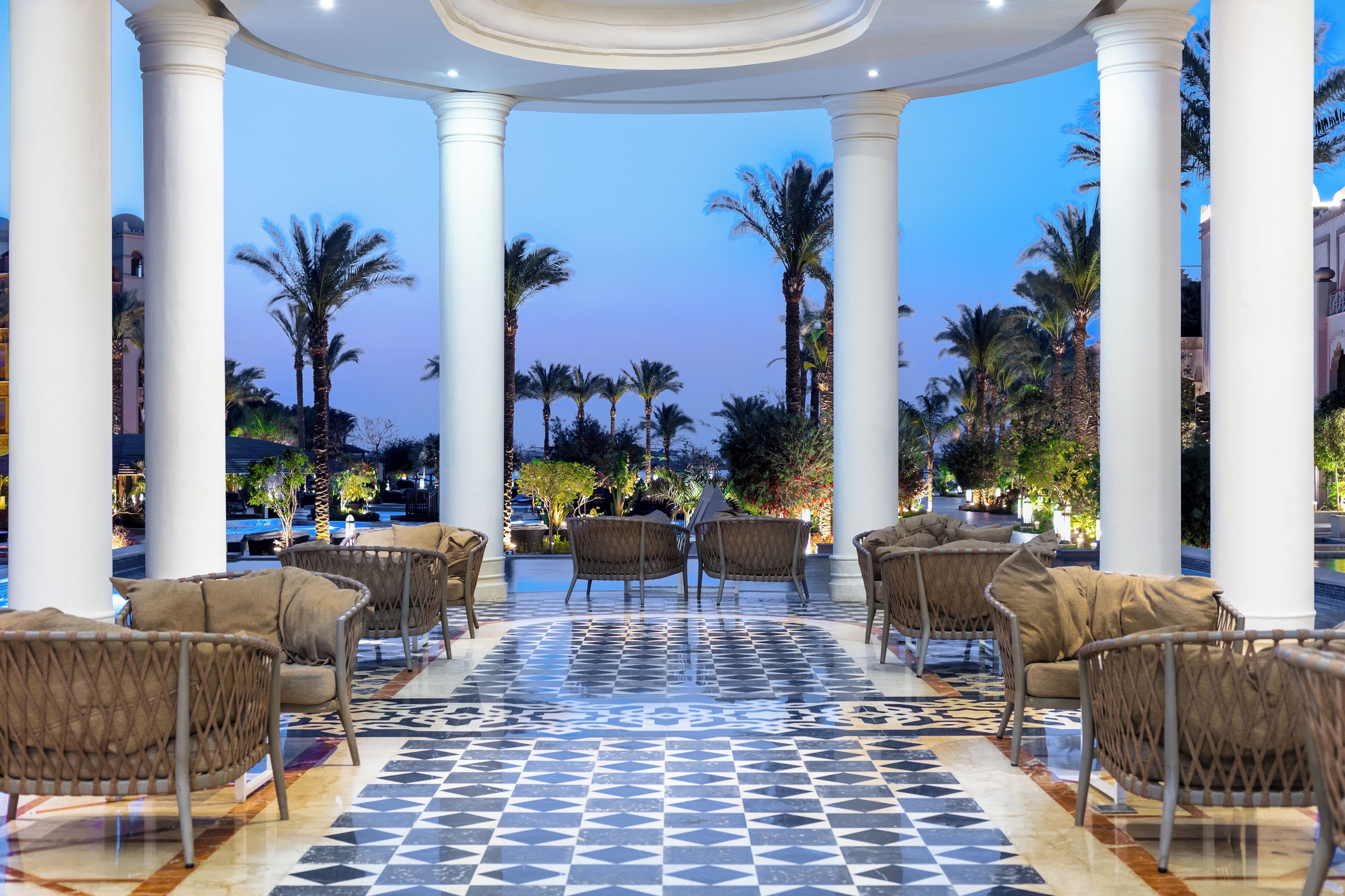 5 bar/lounge