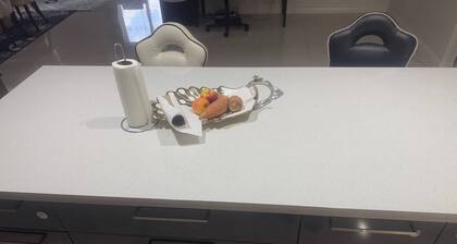 Room-luxury Melton House Room 2