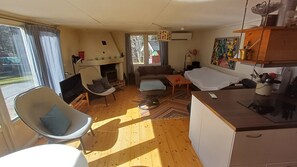 Bügeleisen/Bügelbrett, WLAN, Bettwäsche