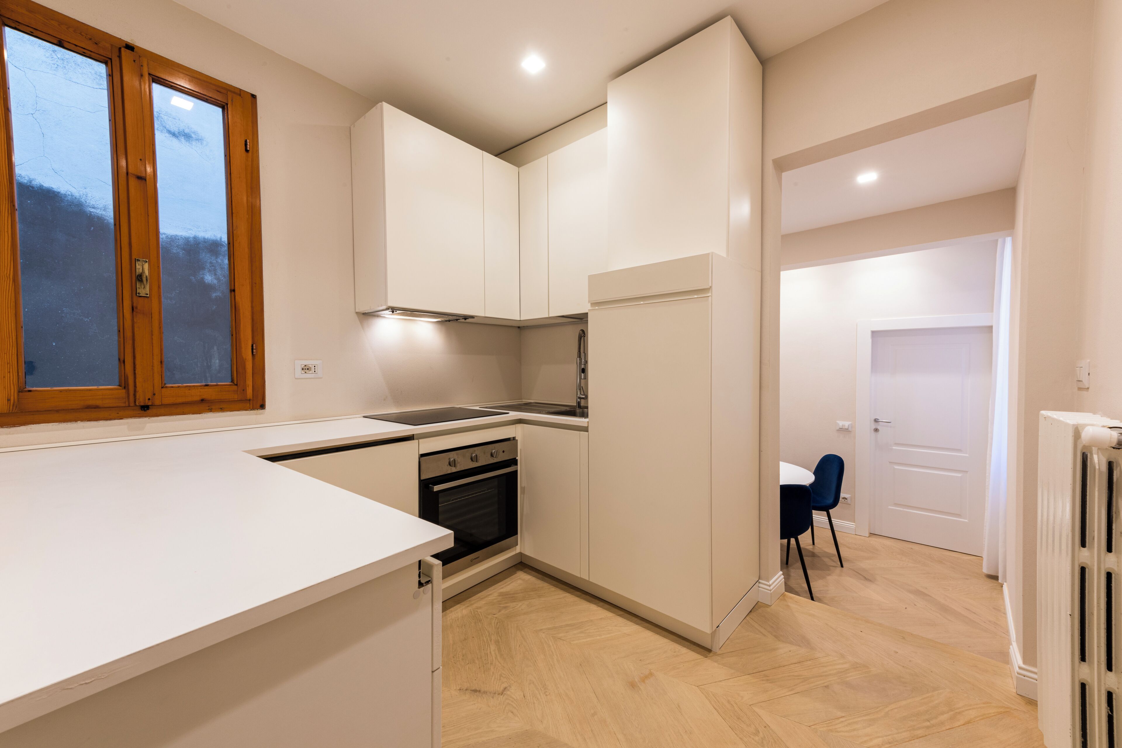 컴포트 아파트 | 전용 주방 | 쿡탑, 조리 도구/접시/주방 기구