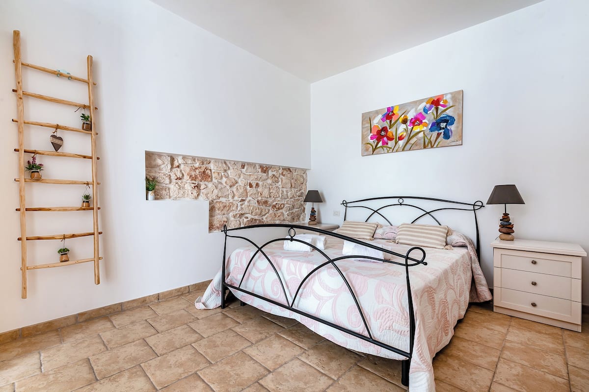 Family Studio (Helios Room 2) | WiFi, bed sheets