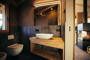 Doccia, asciugacapelli, asciugamani