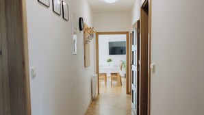 Apartment, Lanai - FamilyVilla (Prague)
