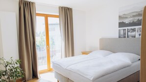 Apartment, Balcony - FamilyVilla (Prague)