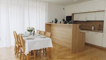 Apartment, Non Smoking, Balcony | Private kitchen