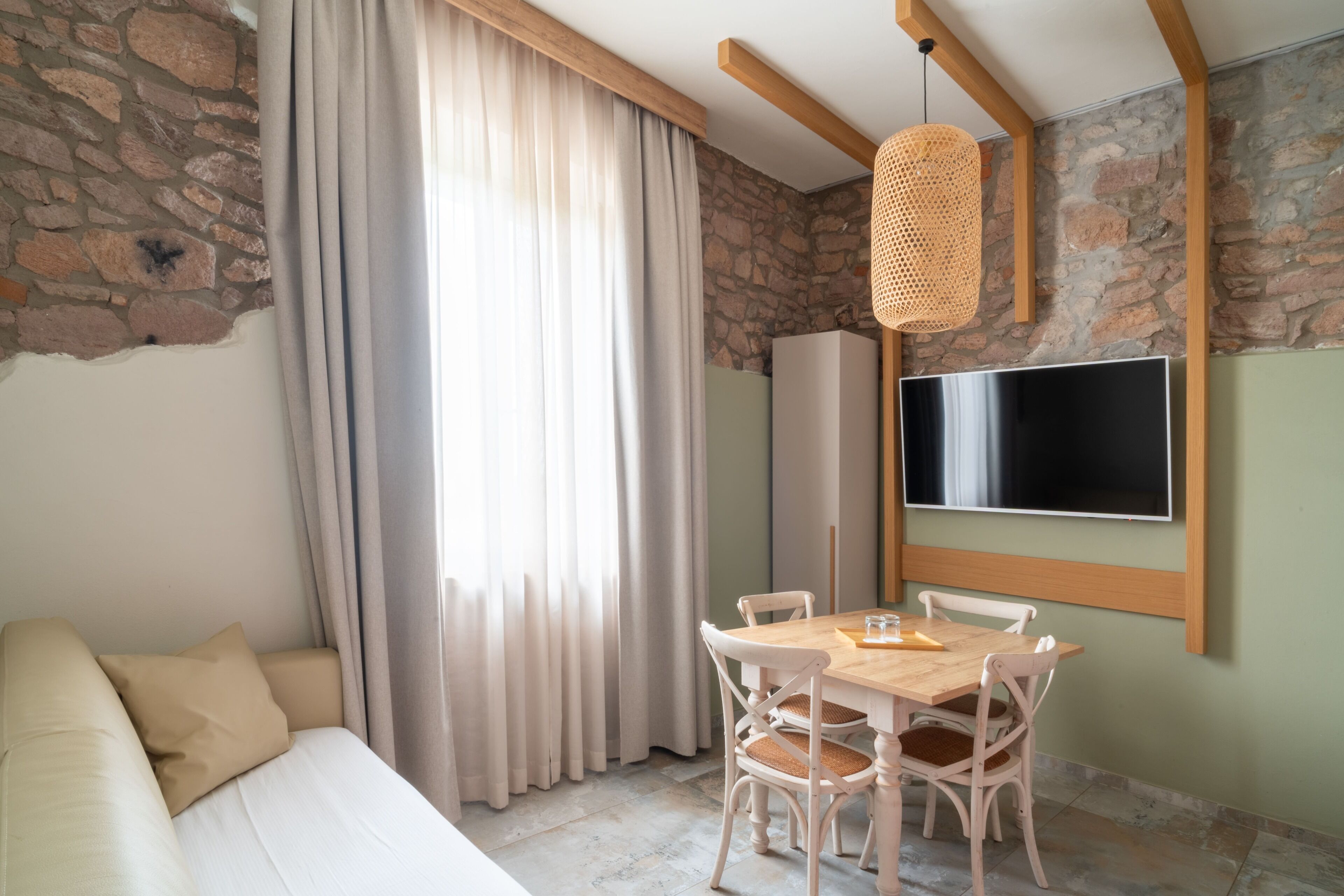 Apartment, 2 Schlafzimmer | Wohnbereich | Smart-TV
