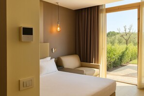 Apartment, 2 Schlafzimmer | Zimmersafe, Babybetten, kostenloses WLAN, Bettwäsche