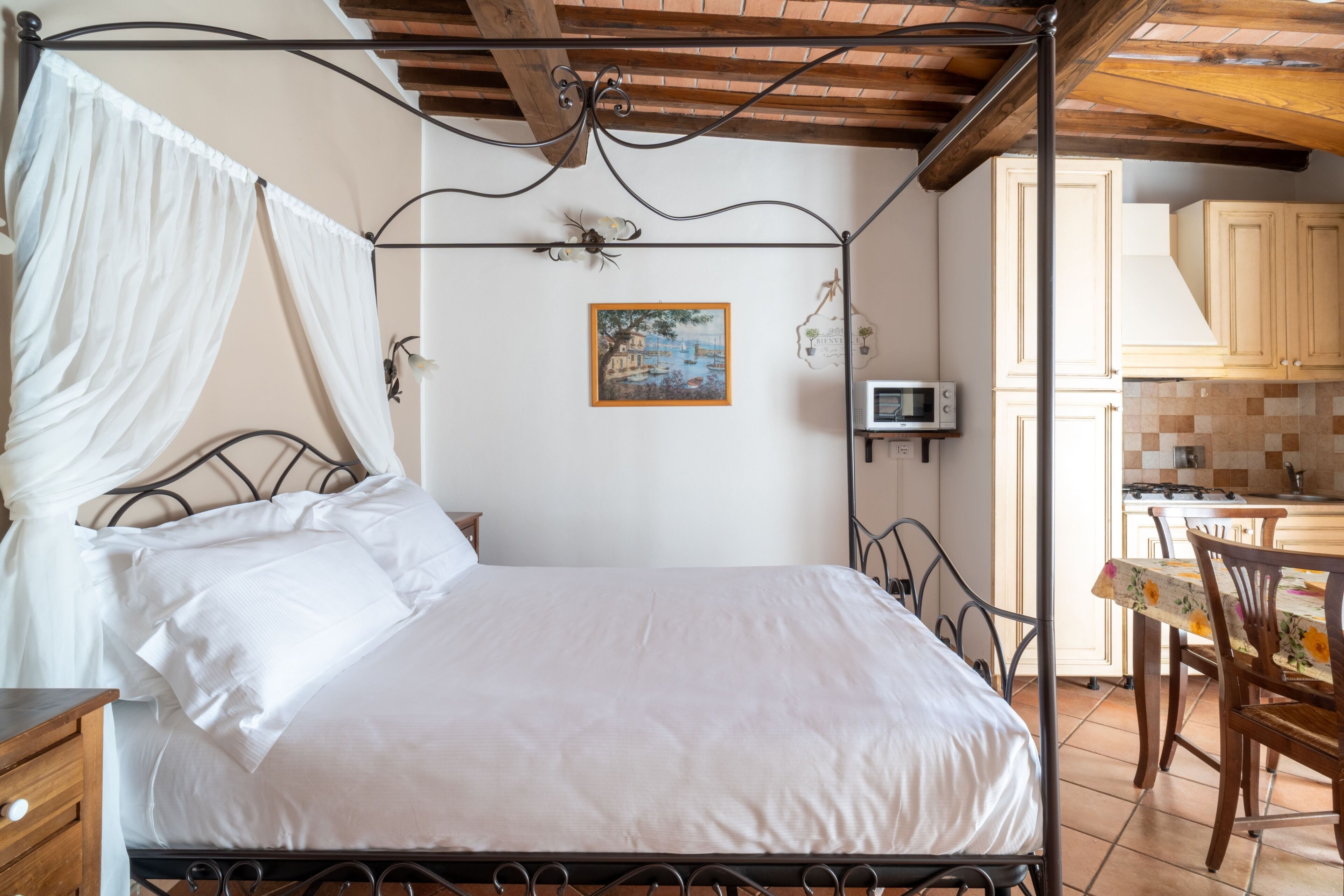 Apartment, 1 Bedroom | In-room safe, cribs/infant beds, free WiFi, bed sheets