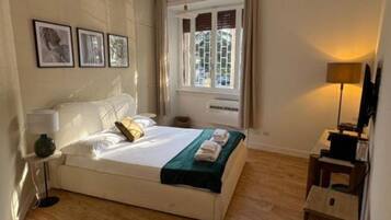 Bügeleisen/Bügelbrett, WLAN, Bettwäsche