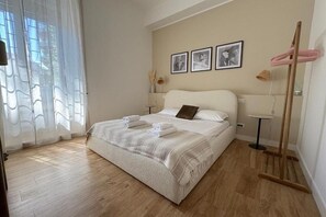 5 bedrooms, iron/ironing board, WiFi, bed sheets - The Angelico Rooms - Comfort and hospitality in the heart of Rome (Roma)