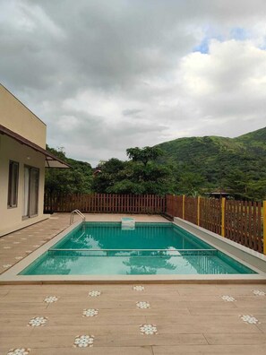 บริเวณภายนอก