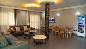Reception - Sumix Hotel (Entebbe)