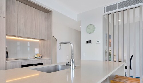 CODA 410 - Brand New Luxury 2BR Apartment in Central Coffs Harbour