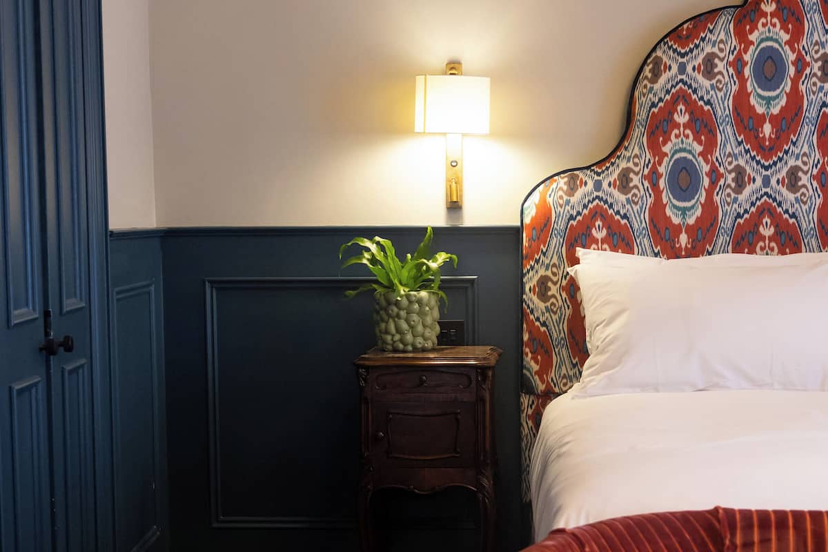 Superior-Doppelzimmer | Zimmersafe, laptopgeeigneter Arbeitsplatz, Verdunkelungsvorhänge