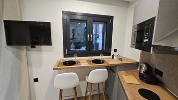 Chambres insonorisées, fer et planche à repasser, Wi-Fi gratuit