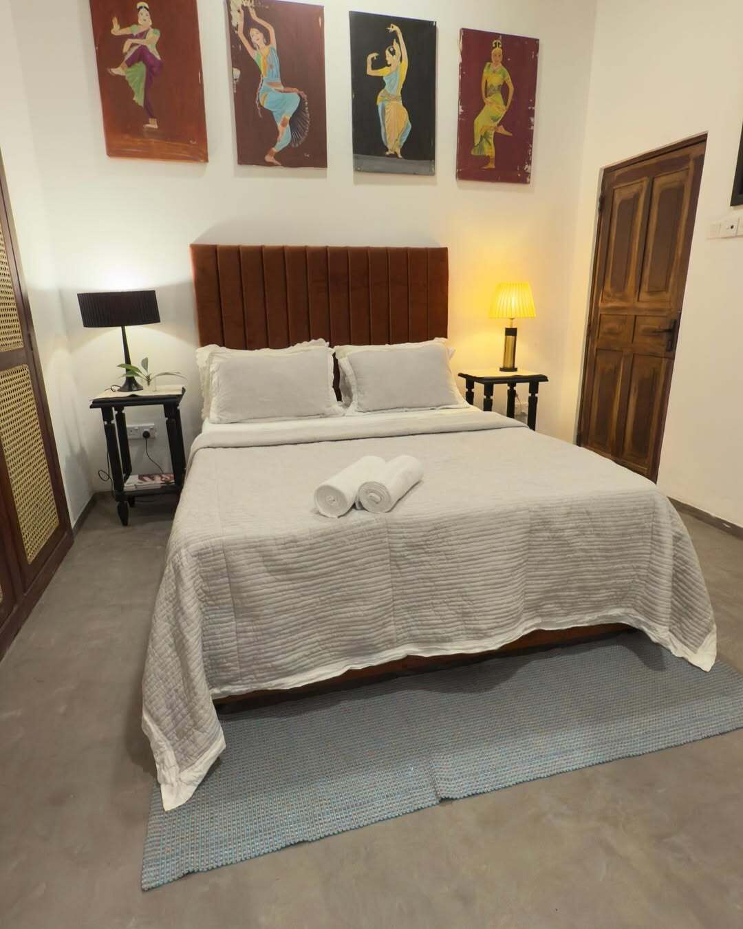 Comfort Double Room | Free WiFi, bed sheets