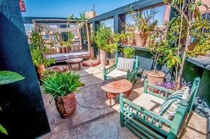 Terrace/patio - RIAD Traditionnel Central MEDINA - Heated swimming pool (El Kebir)