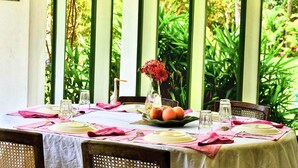Villa, 5 Schlafzimmer, barrierefrei, eigener Pool | Esszimmer